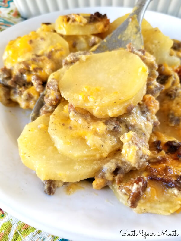 Potato, ground beef and cheese casserole - South Your Mouth