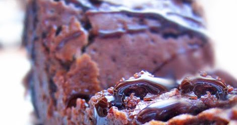 Gluten-Free Goddess Recipes: Flourless Chocolate Cake