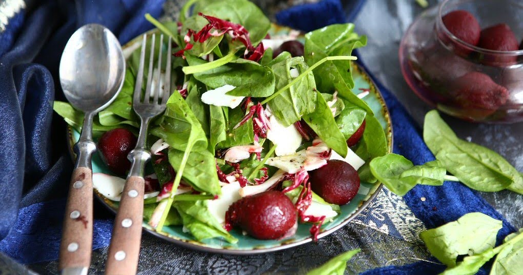 Baby Spinach Radicchio Salad with Baby Beets and Goat Cheese