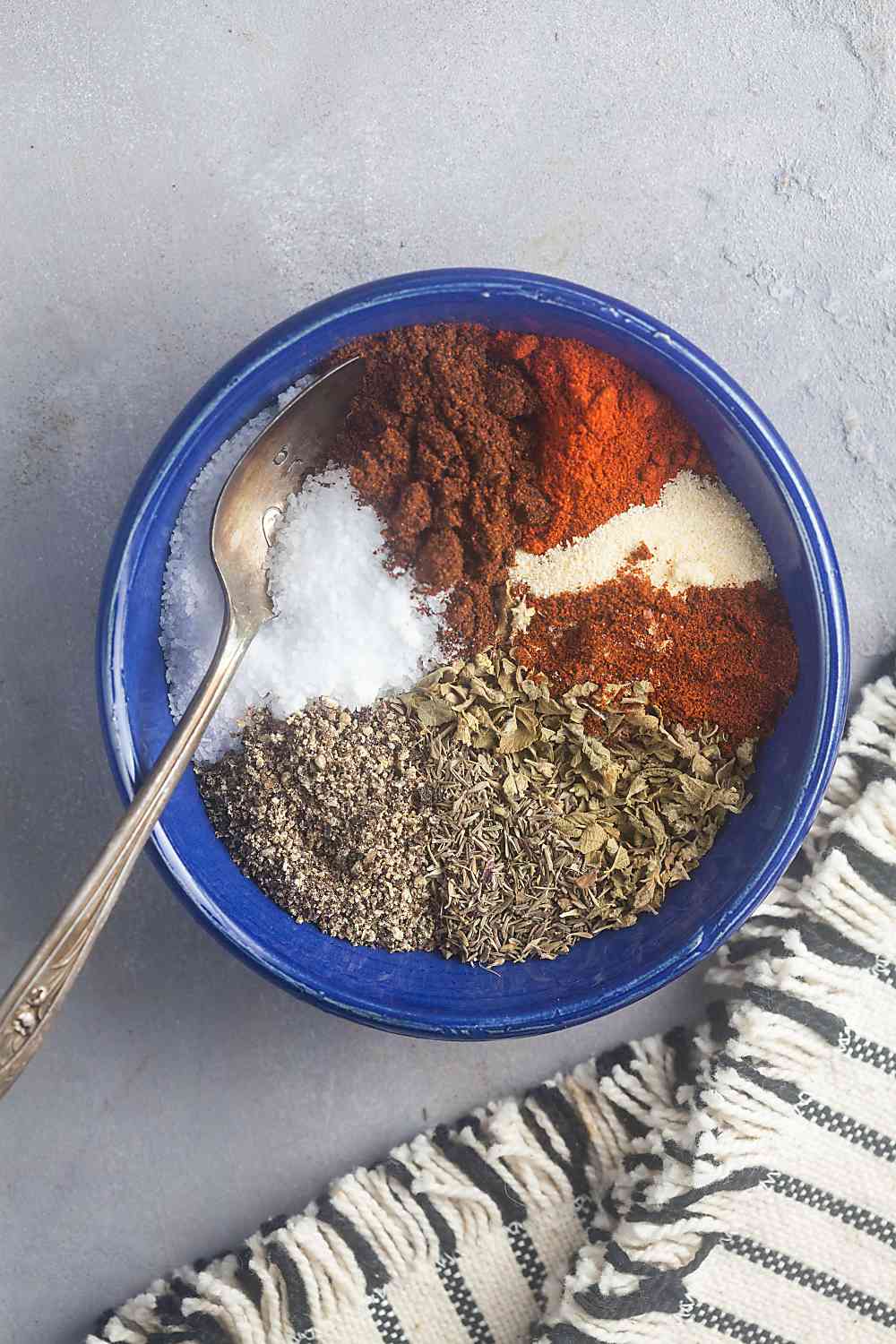 spices to mix for homemade cajun seasoning