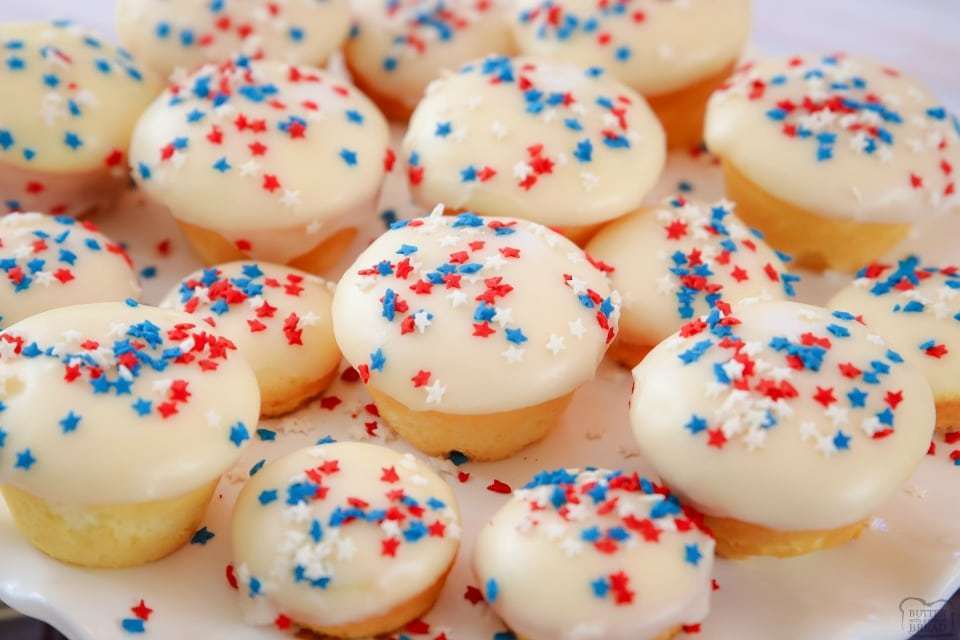 Easy Patriotic Vanilla Cake Bites are simple glazed bite-sized treats that are so easy to make! Super cute & beyond tasty, these vanilla cake bites will be the hit of your 4th of July party!