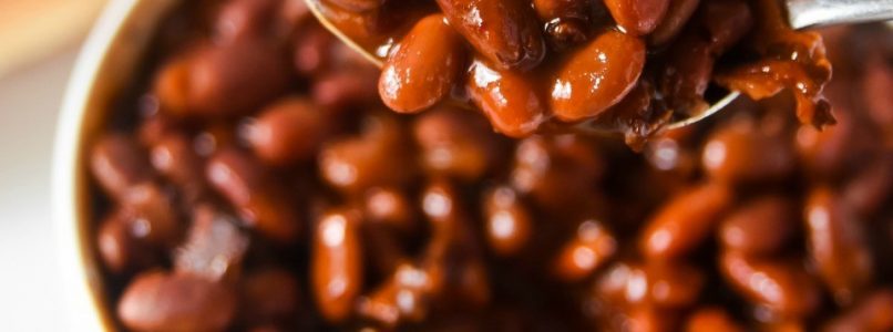 SMOKY INSTANT POT BAKED BEANS