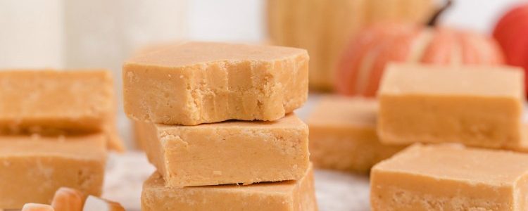 EASY PUMPKIN FUDGE - Butter with a Side of Bread