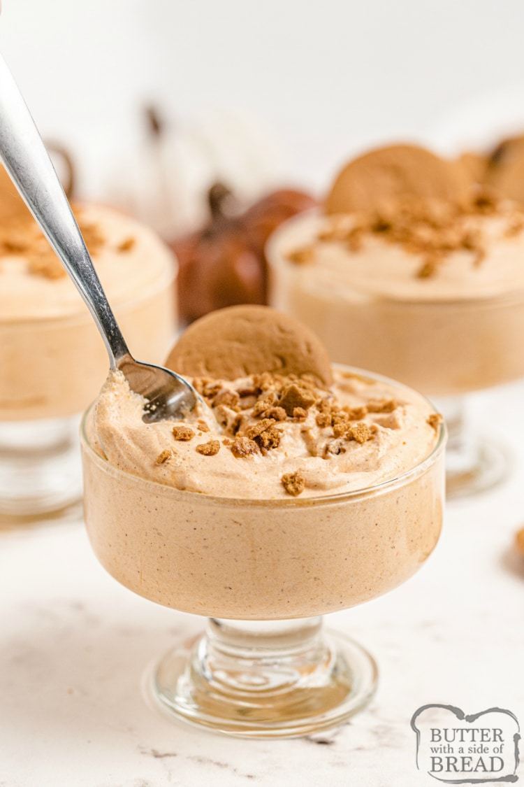 Easy Pumpkin Mousse is an easy no-bake dessert made in just a few minutes with 5 ingredients. Garnish this simple pumpkin fluff recipe with gingersnaps for a delicious fall treat!