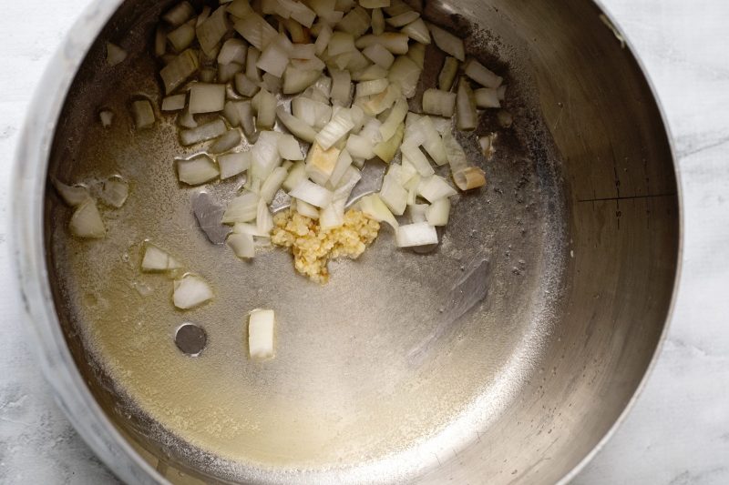 garlic and onions saute cauliflower soup