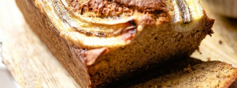 MOIST BANANA BREAD RECIPE - Butter with a Side of Bread