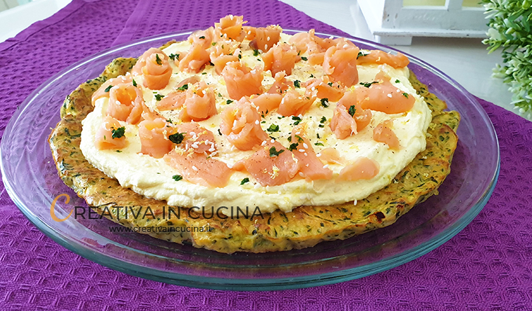 Savory pie with zucchini and salmon recipe by Creativa in the kitchen