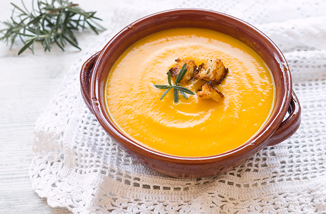 Cream of pumpkin soup "style =" width: 640px;