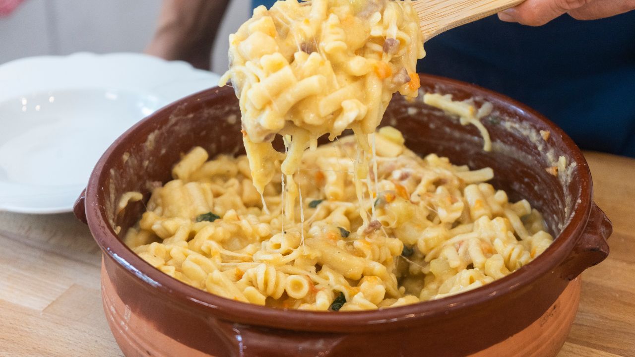 pasta, potatoes and provola