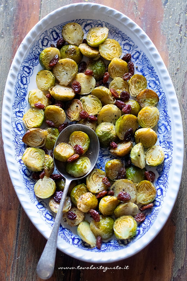 Baked Brussels sprouts recipe - Recipe by Tavolartegusto