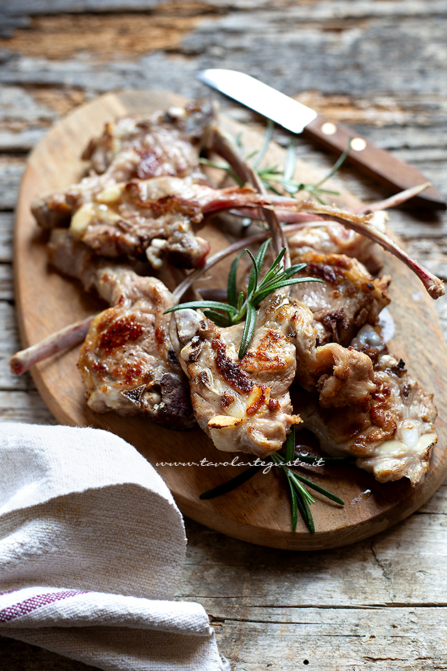 grilled lamb - Recipe by Tavolartegusto