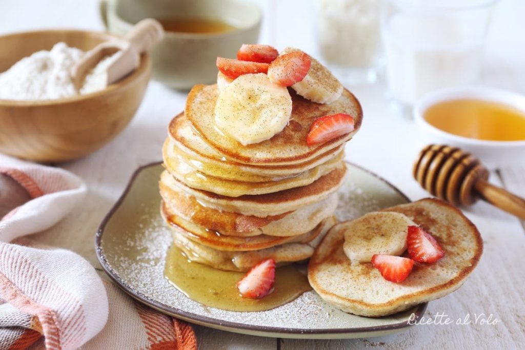 pancake-strawberry-banana