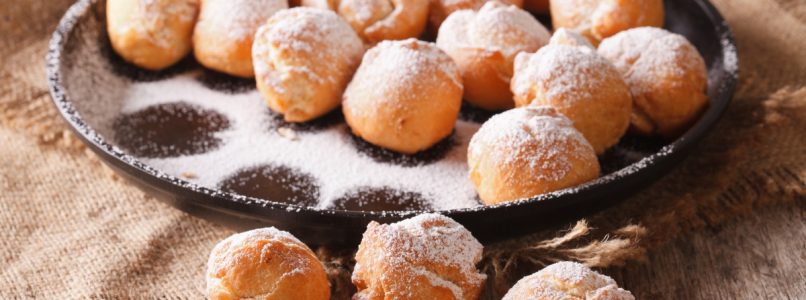 Carnival chestnuts with icing sugar