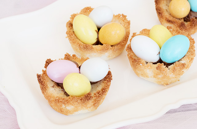 Coconut Easter Treats "style =" width: 640px;