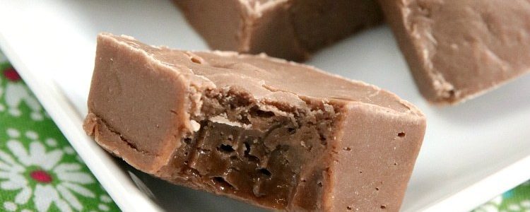 EASY FUDGE RECIPE - Butter with a Side of Bread