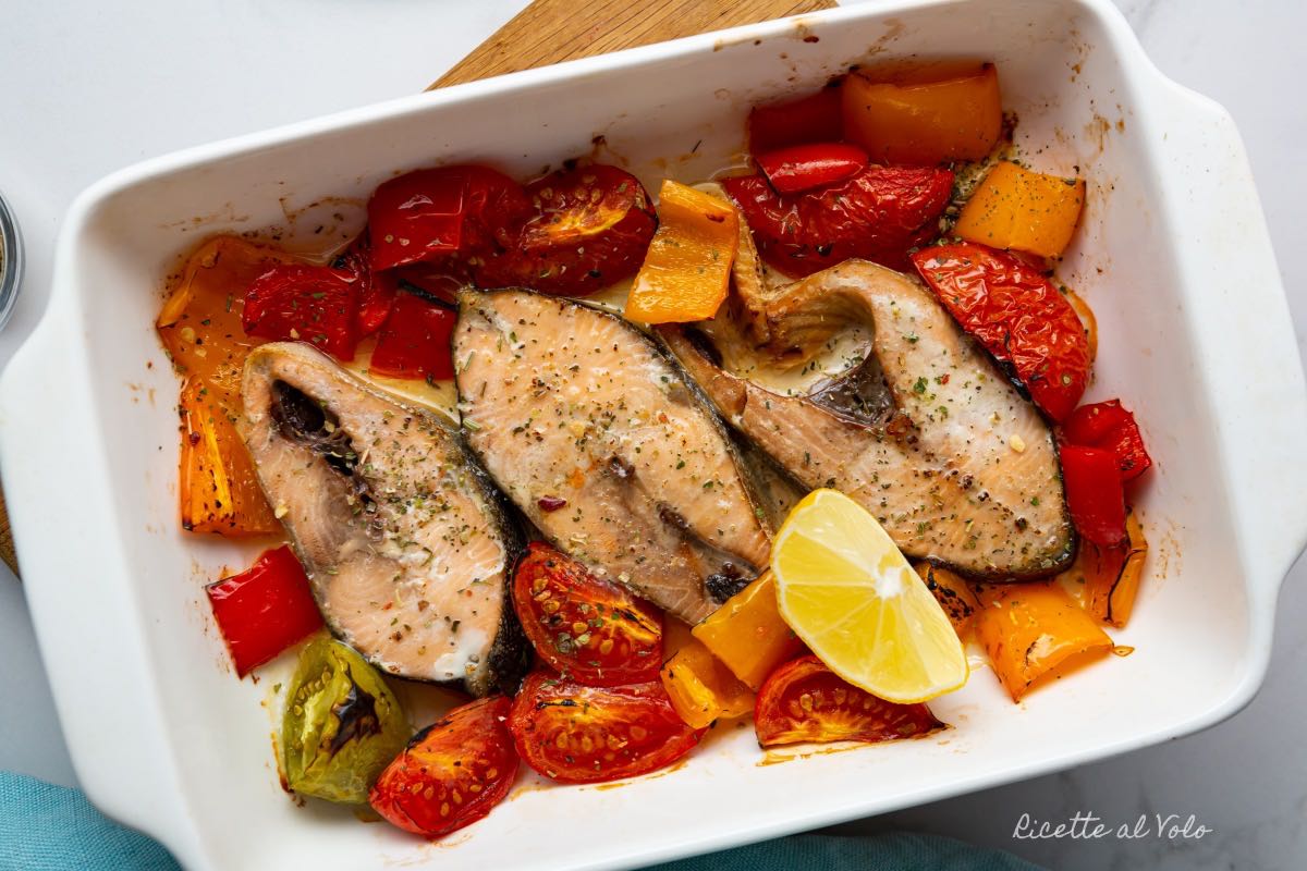 Grilled salmon with peppers and tomatoes
