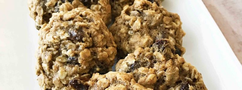Healthified Oatmeal Raisin Cookies — The Skinny Fork