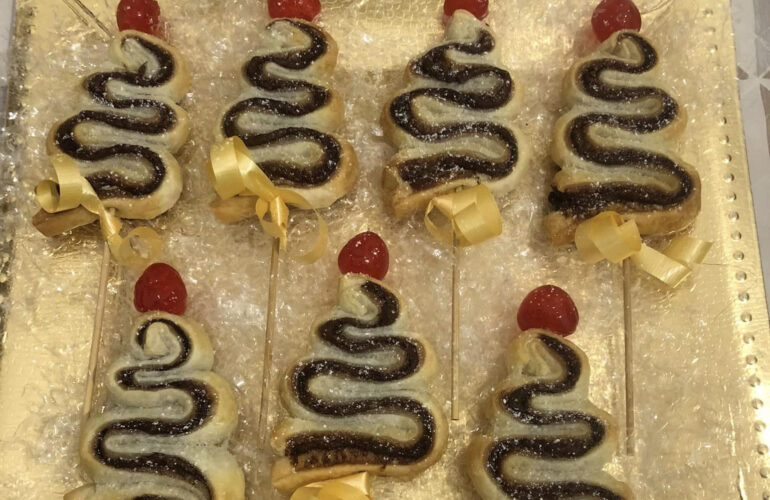 puff pastry trees with Nutella