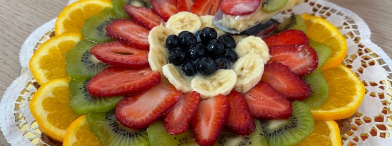 Easy and traditional fruit tart recipe