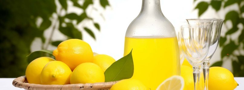 Water and lemon: your ally against swelling