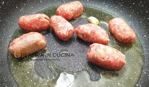 Norcia sausage and cardoncelli mushrooms recipe from Creativa in the kitchen