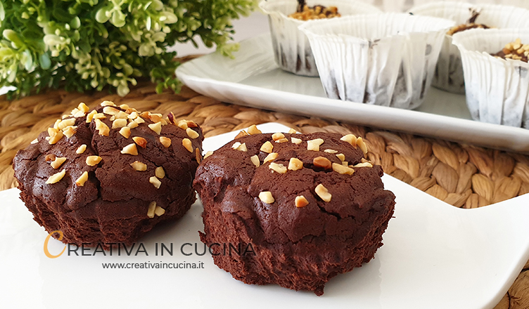 Yeast-free and flour-free chocolate muffins recipe from Creativa in the kitchen
