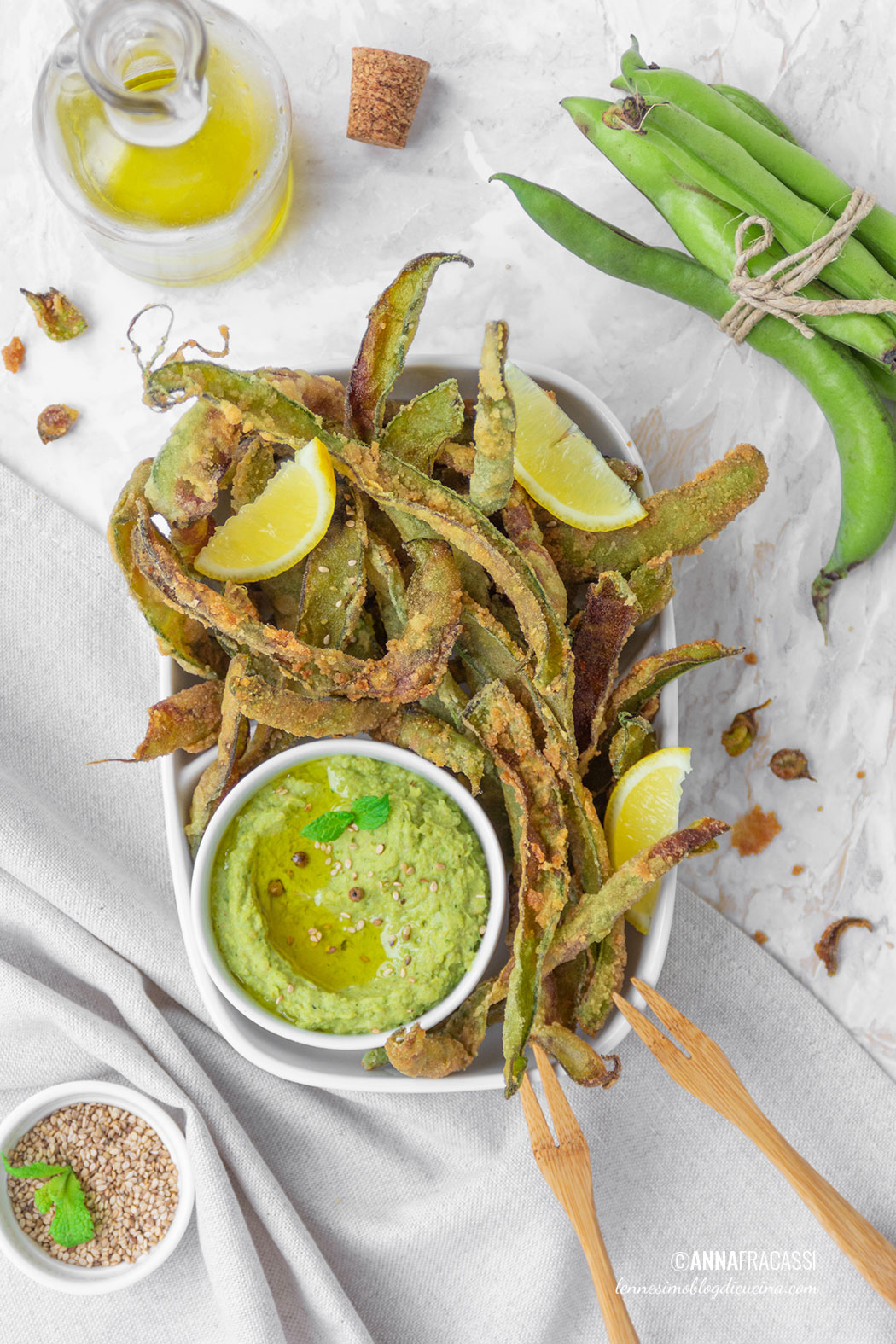 Broad bean hummus and spiced pod finger food