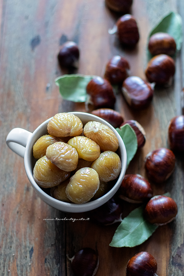 Boiled chestnuts