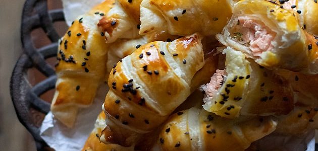 Croissants with salmon and puff pastry